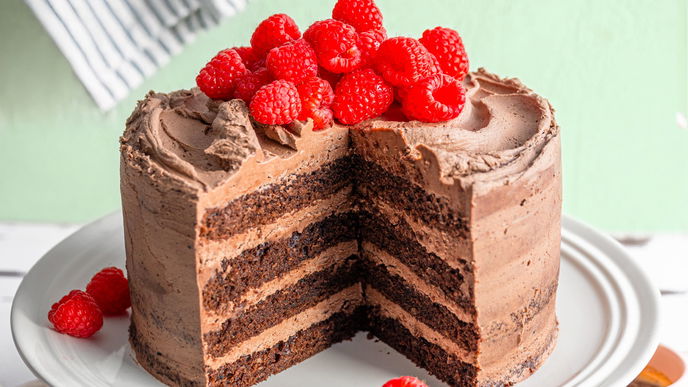Schoko + Espresso: So backen Sie diese traumhafte Mokka-Torte mit Schokopudding-Buttercreme