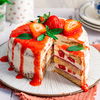 Bye-bye Buttercreme: Diese Skyr-Erdbeer-Torte setzt neue Maßstäbe 