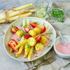 Vergessen Sie Hollandaise: Probieren Sie Spargel & Kartoffeln mit Erdbeer-Chilisauce