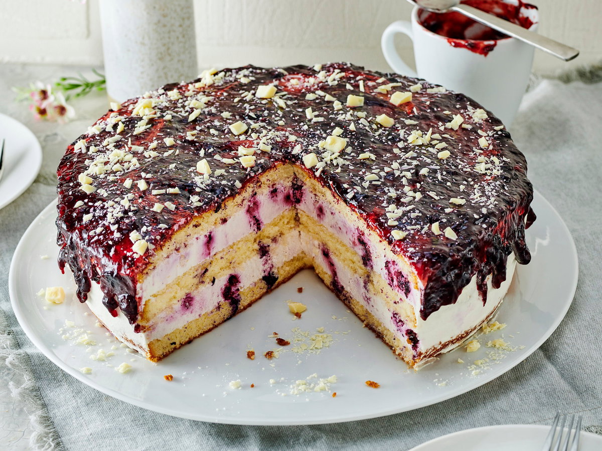 Frischkäsetorte mit Blaubeeren