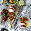Mediterraner Grillgenuss: Das Rezept für saftiges Hähnchenfilet mit Olivenkruste