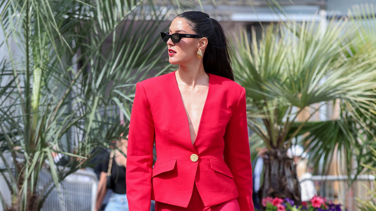 Modetrend 2026: Warum wir uns Rebecca Mirs Look aus Cannes sofort für den Sommer merken