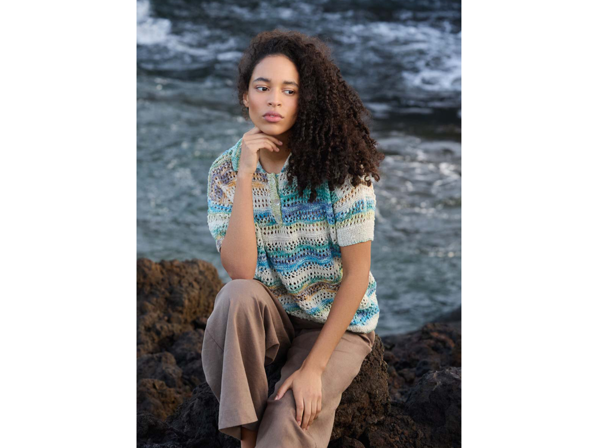 Model in Gomitolo Hippie Shirt von Lana Grossa