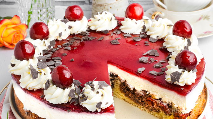 Einfaches Rotkäppchentorte-Rezept: Warum dieser Kirschkuchen der gelingsicherste Klassiker ist