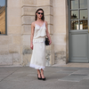 Satin-Tops erobern den Sommer 2026 als vielseitiger Modetrend
