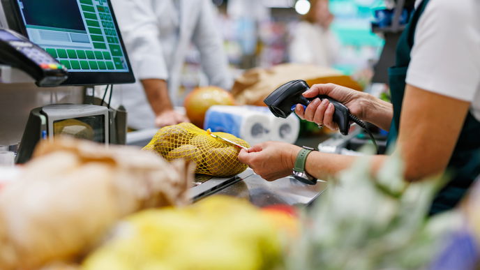 Supermarkt-Kosten senken: Die 10 besten Vorratsschrank-Tricks für ein kleineres Einkaufsbudget
