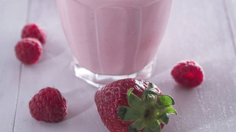 Gesunder Acai-Limetten-Shake