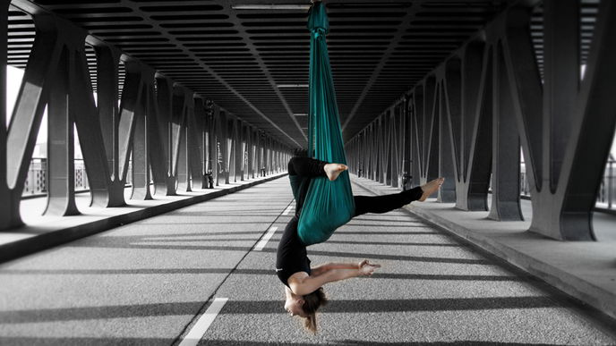 Anti Gravity Yoga