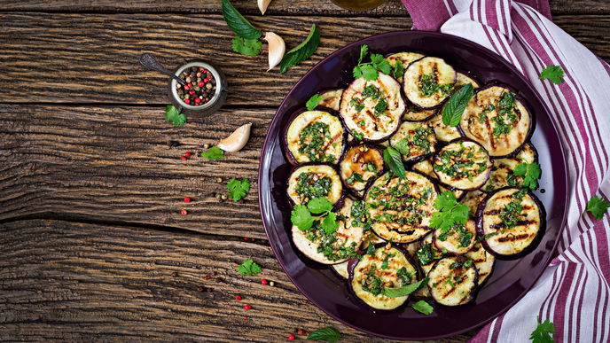 Aubergine grillen: Zubereitung und Rezeptideen