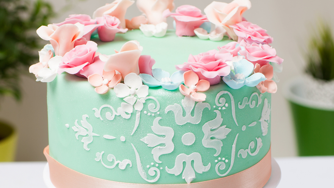 Gefüllte Marzipan-Torte