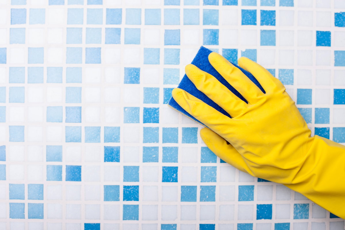 Badezimmer putzen 7 effektive Tipps