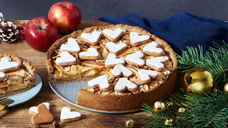 Apfel-Marzipan-Kuchen mit BAHLSEN Apfelzimt-Herzen