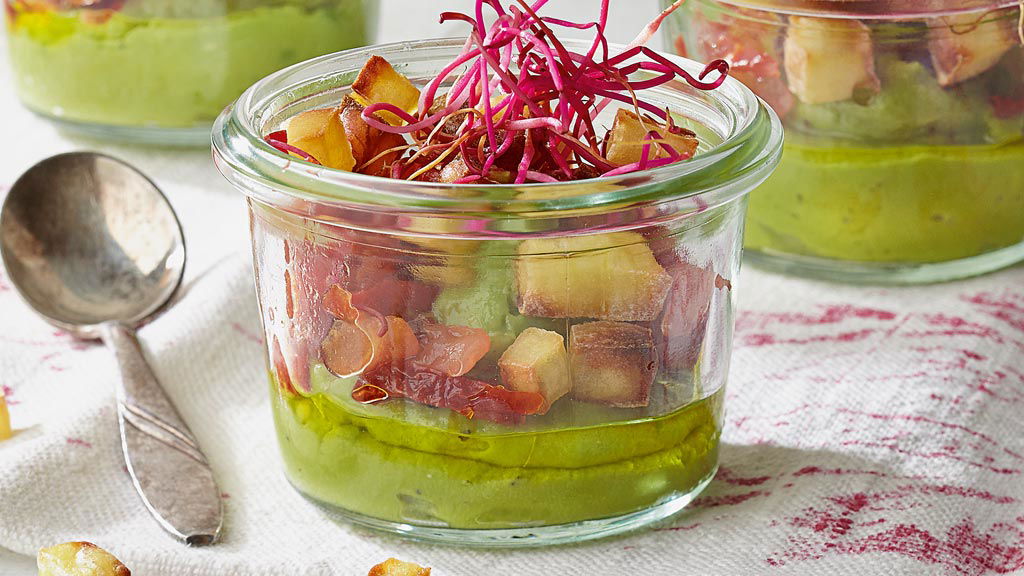 Avocadocreme mit getrockneten Tomaten 