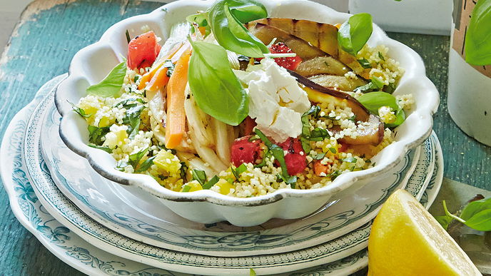 Basilikum-Couscous mit Grillgemüse