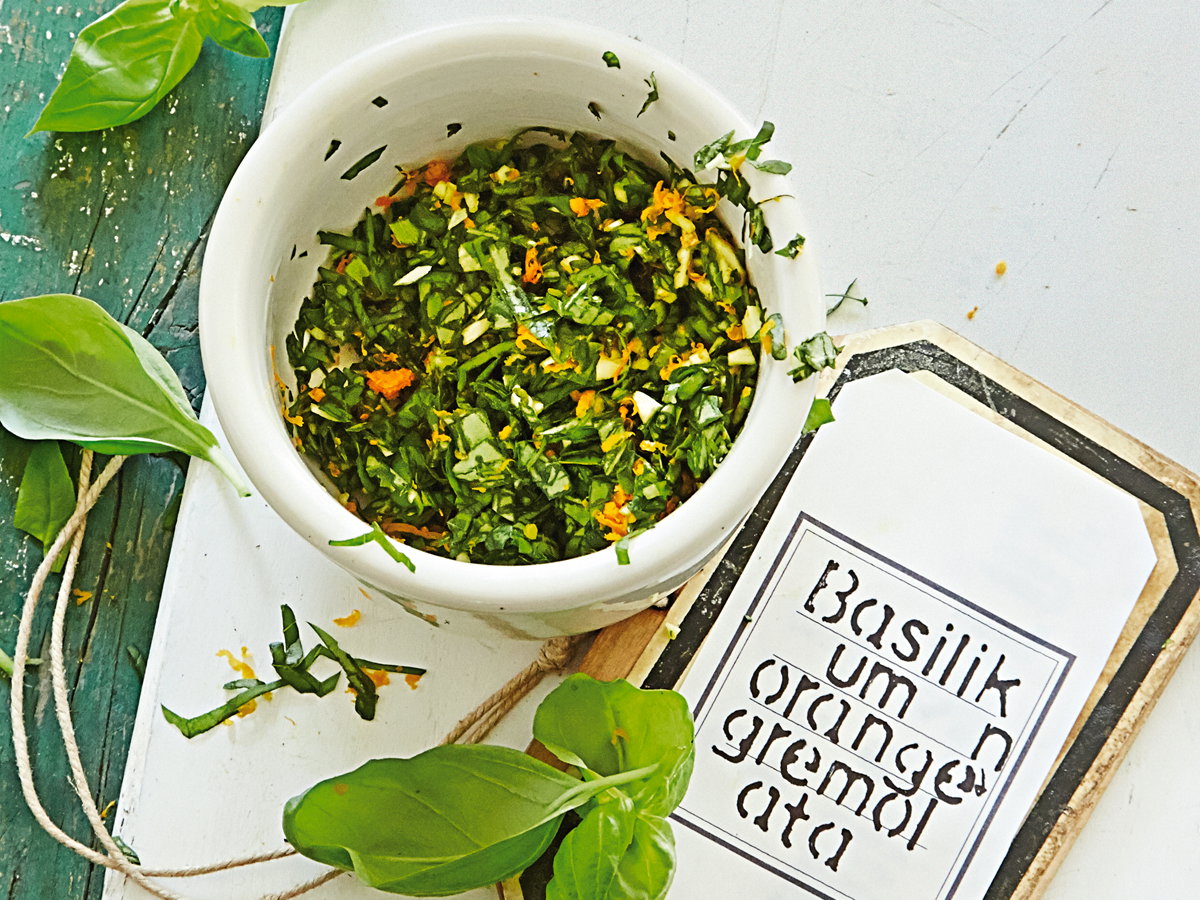 Basilikum-Orangen-Gremolata