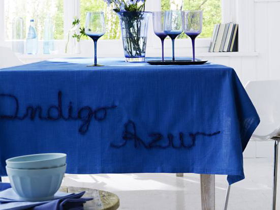 Blaue Tischdecke zum Nachnähen
