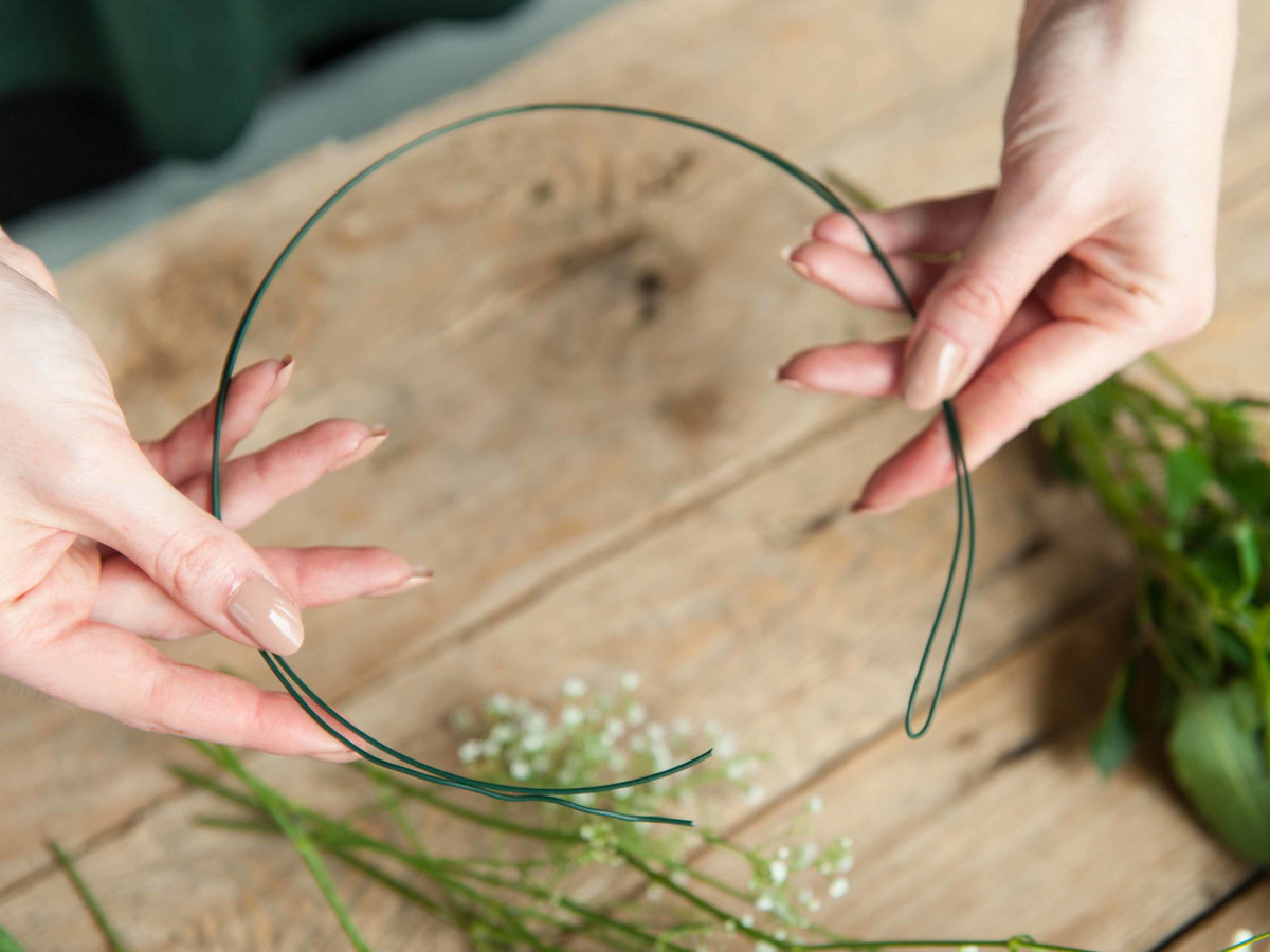 Blumenkranz für die Haare selber machen - Schritt 1