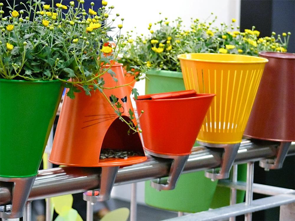 Blumentopf Futterhaus Aschenbecher