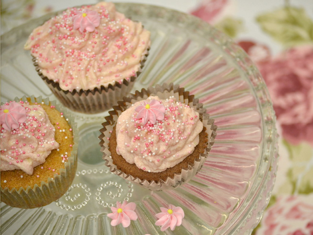 Cupcake Rosatopping