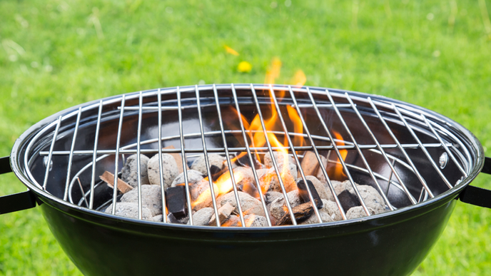 Grillanzünder selber machen: Einfache Anleitung