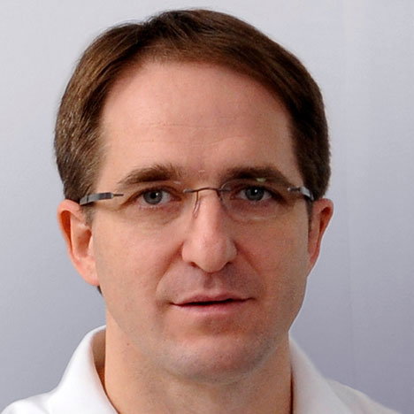 Dr. Thomas Schneider