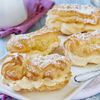 Eclairs mit Espressocreme