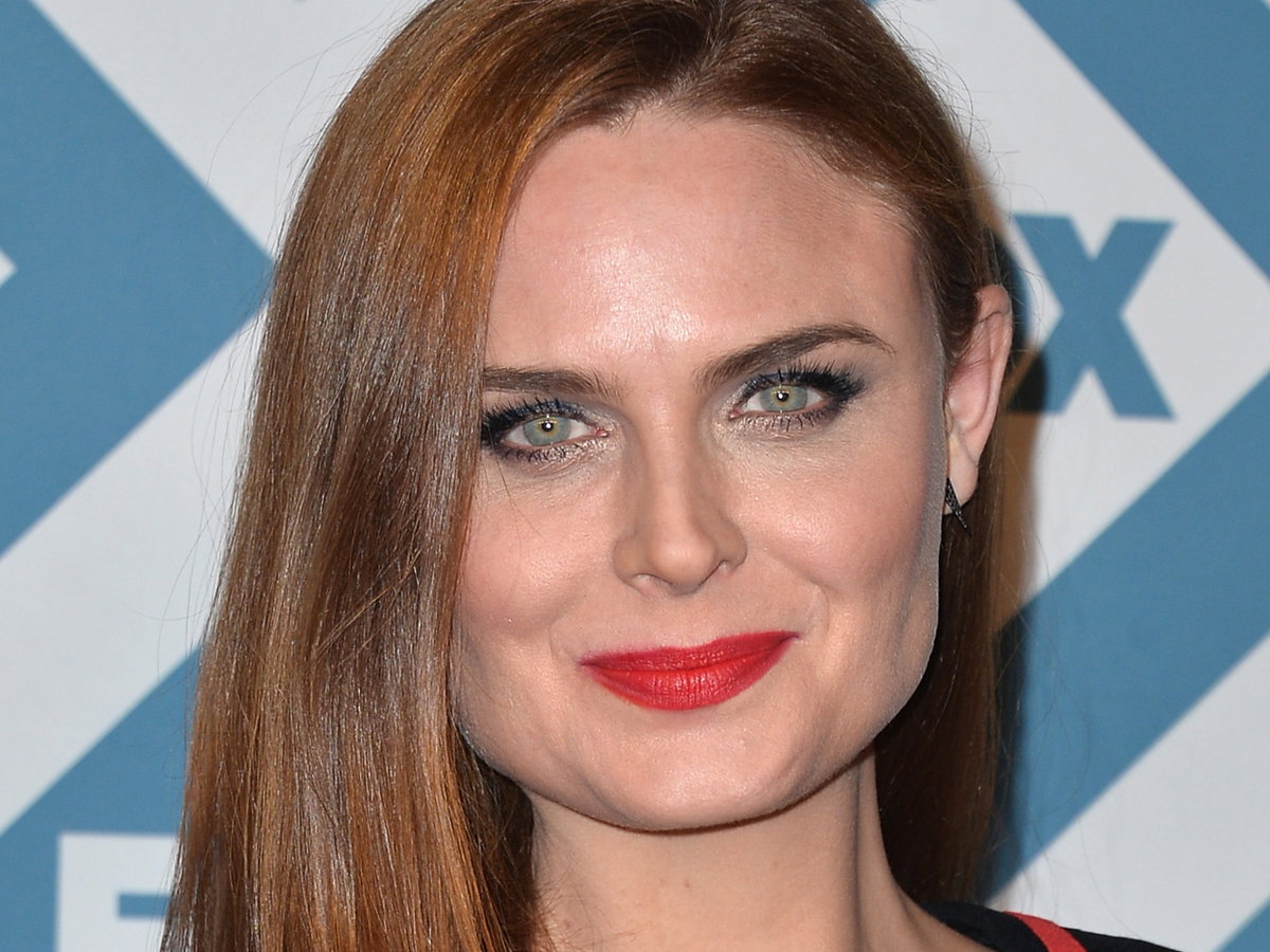 Emily Deschanel