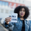 Pay Gap: Frauen verdienen 20 Prozent weniger