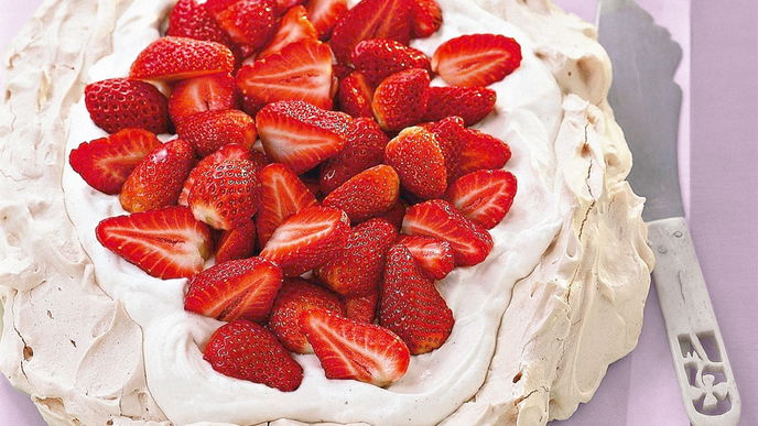Erdbeer-Pavlova