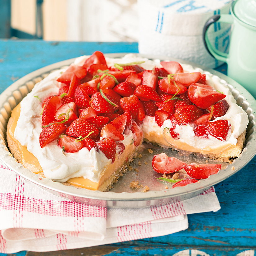 Erdbeertarte mit frischen Erdbeeren - Das Rezept finden Sie hier