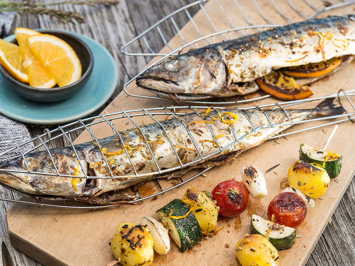 Makrelen mit Kartoffel-Gemüse-Spießen