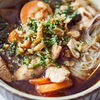 Gemüse-Hühnersuppe asiatische Art