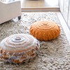 Strickanleitung für Poufs aus Merinowolle