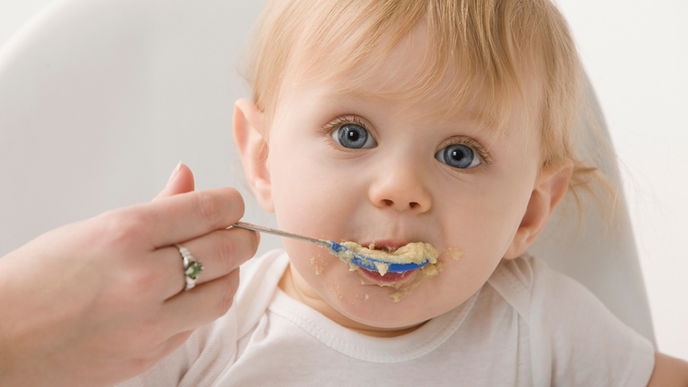 Getreidebrei für Babys selbst anrühren