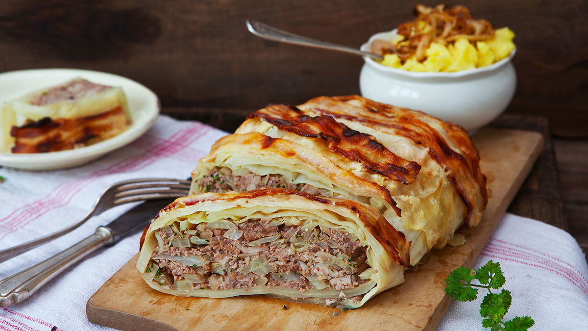 Hackbraten mit Weißkohl