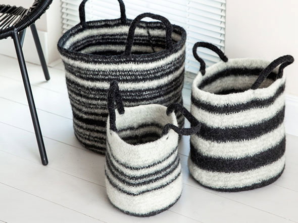 Häkelanleitung Körbe in Schwarz Weiss