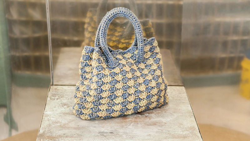 Häkeltasche im Muschelmuster