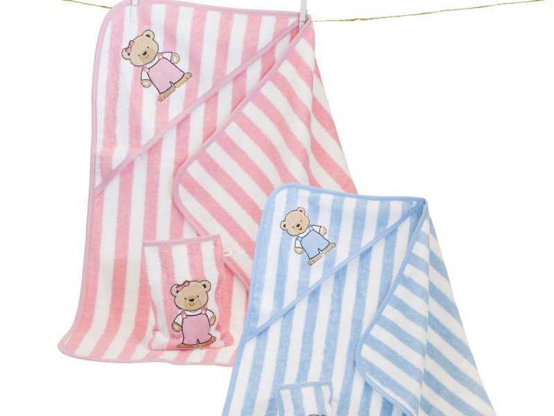 Handtuchset mit Teddyprint zur Taufe