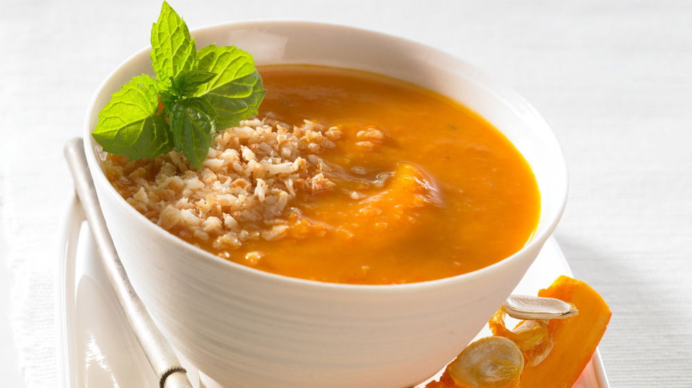 Thermomix Rezept: Cremige Kürbissuppe mit Kokosmilch