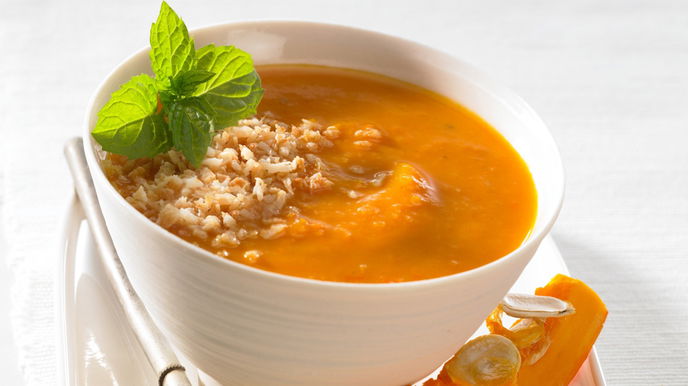 Thermomix Rezept: Cremige Kürbissuppe mit Kokosmilch