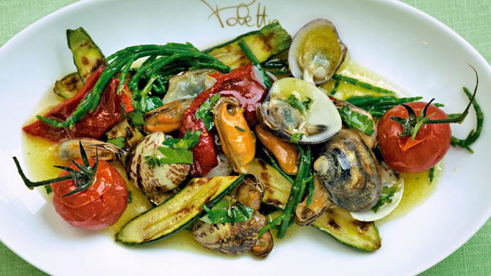 Muschelsalat mit gegrillten Zucchini