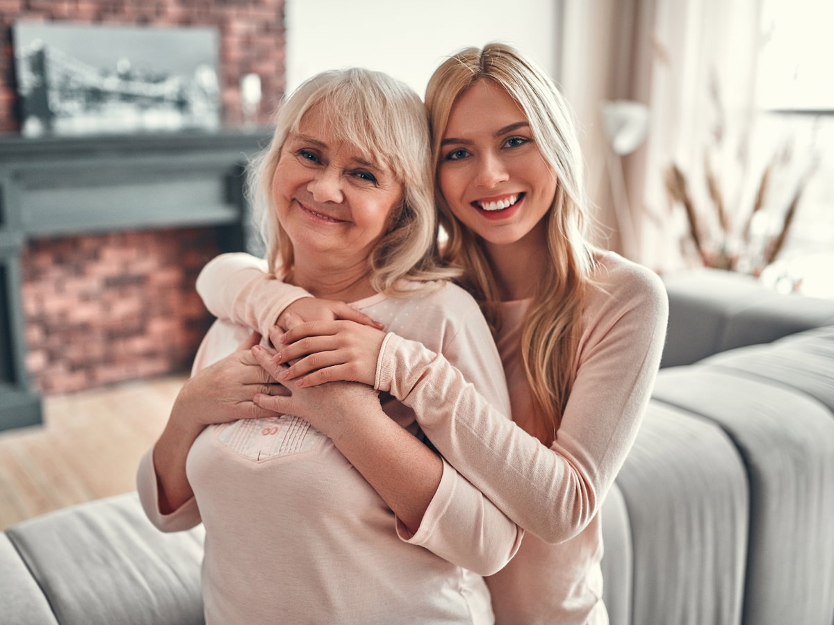Tipps zum Muttertag: Mutter und Tochter