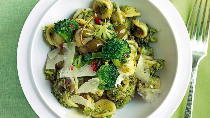 Lieben nicht nur Gemüse-Fans: Cornelia Polettos Orecchiette mit Chili und Brokkoli