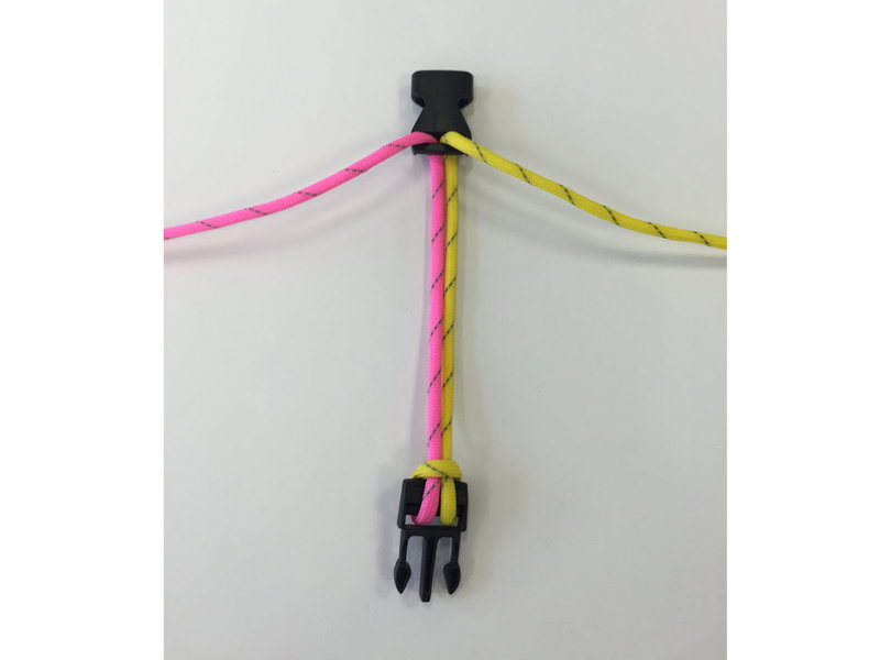 Anleitung Paracord-Armband Schritt 4
