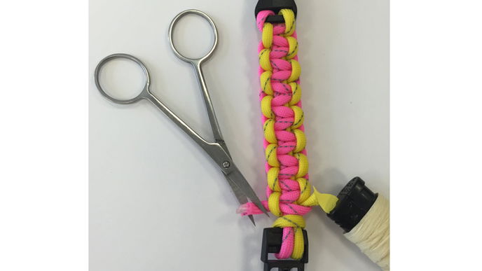 Simple Anleitung für Armbänder aus Paracord