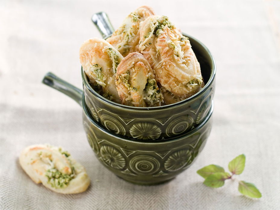 Herzhafte Pesto-Schnecken-Plätzchen