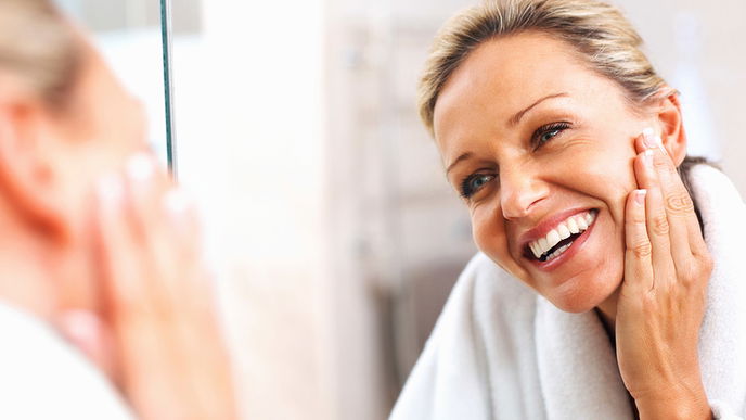 Anti-Aging-Foundations von Rossmann gegen Falten