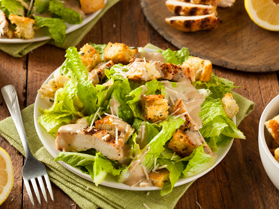 Rezept für amerikanischen Caesar Salad - Super lecker und leicht gemacht!