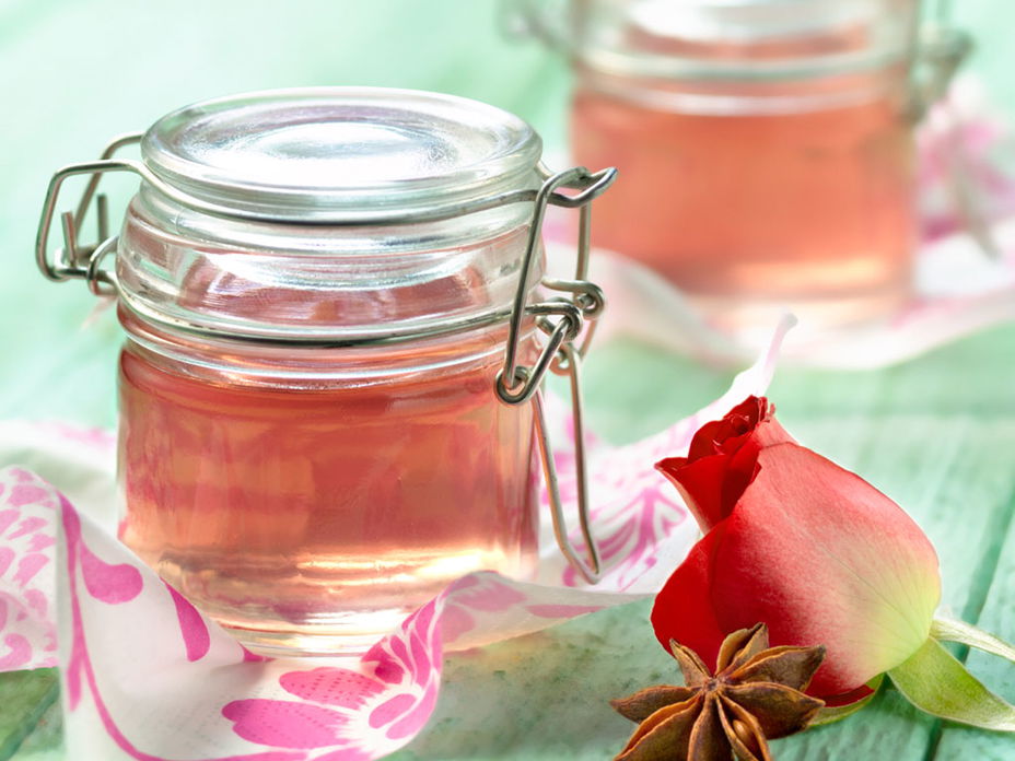 Rosengelee im Weckglas