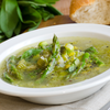 Gesundes Rezept für klare Spargelsuppe
